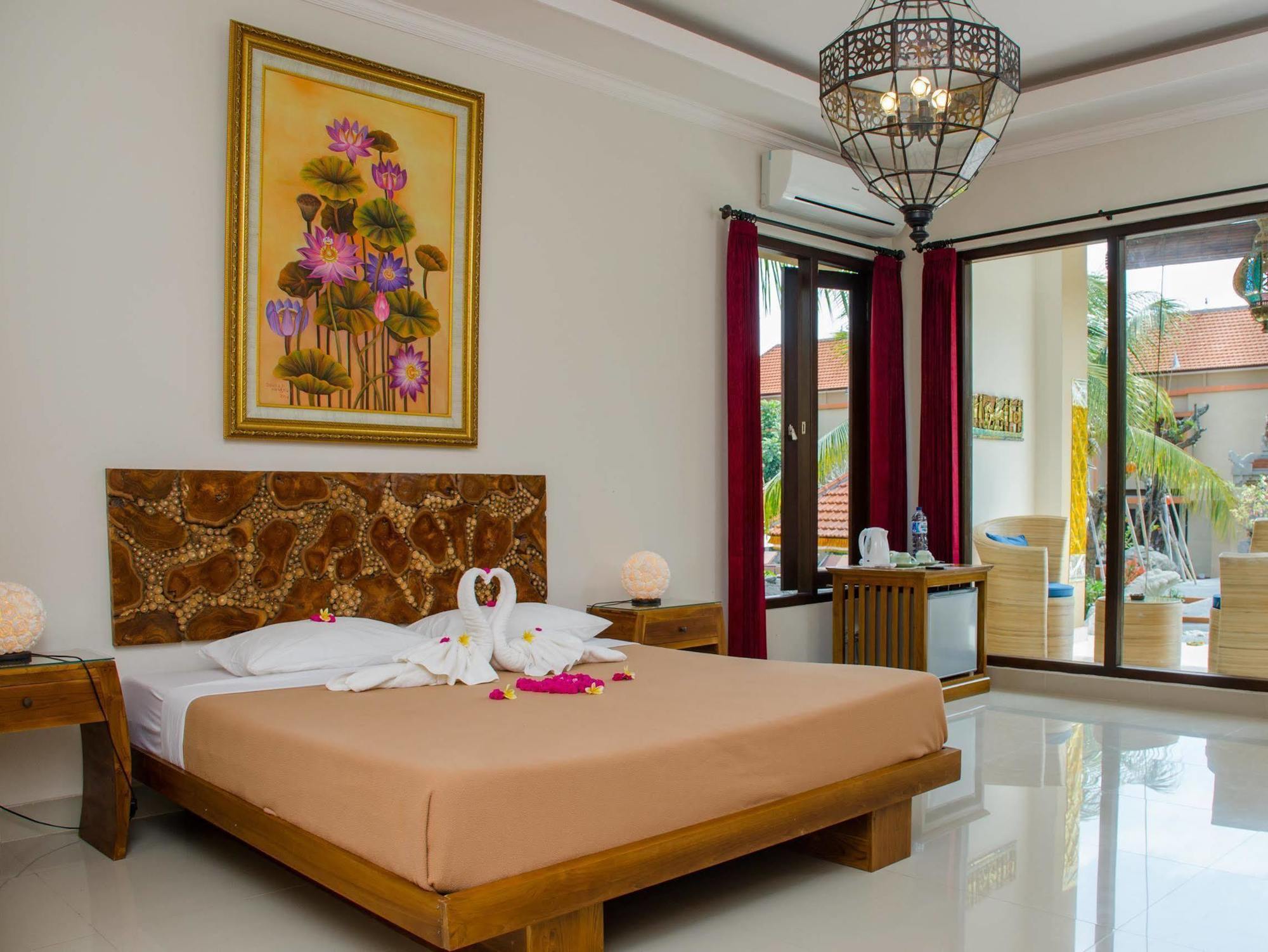 Field Hotel&restaurant 3*