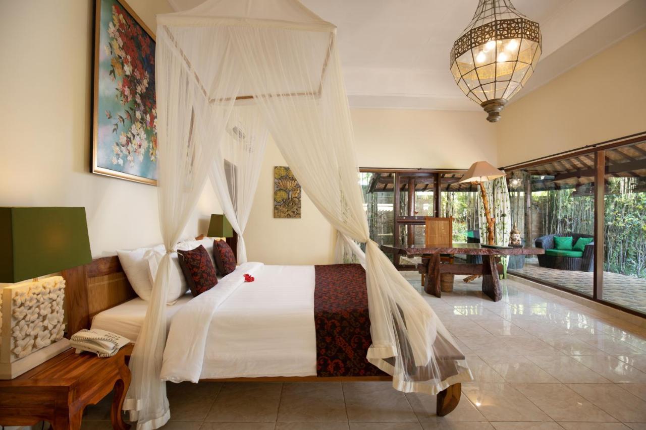 Hotel Field And Restaurant Ubud