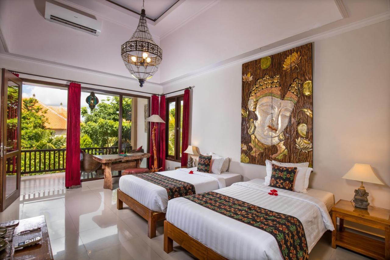 Field And Restaurant Hotel Ubud