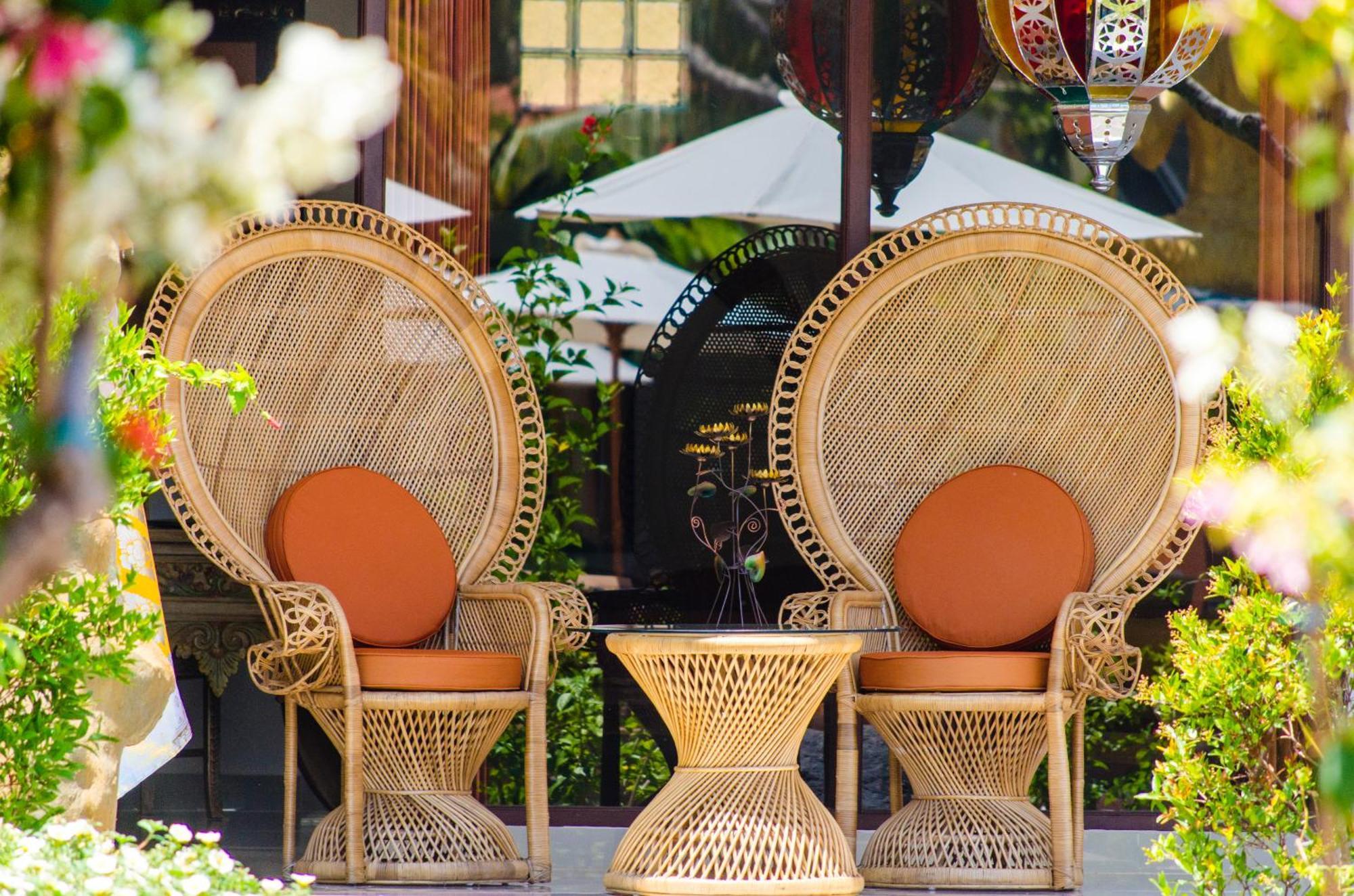 Hotel Field And Restaurant Ubud
