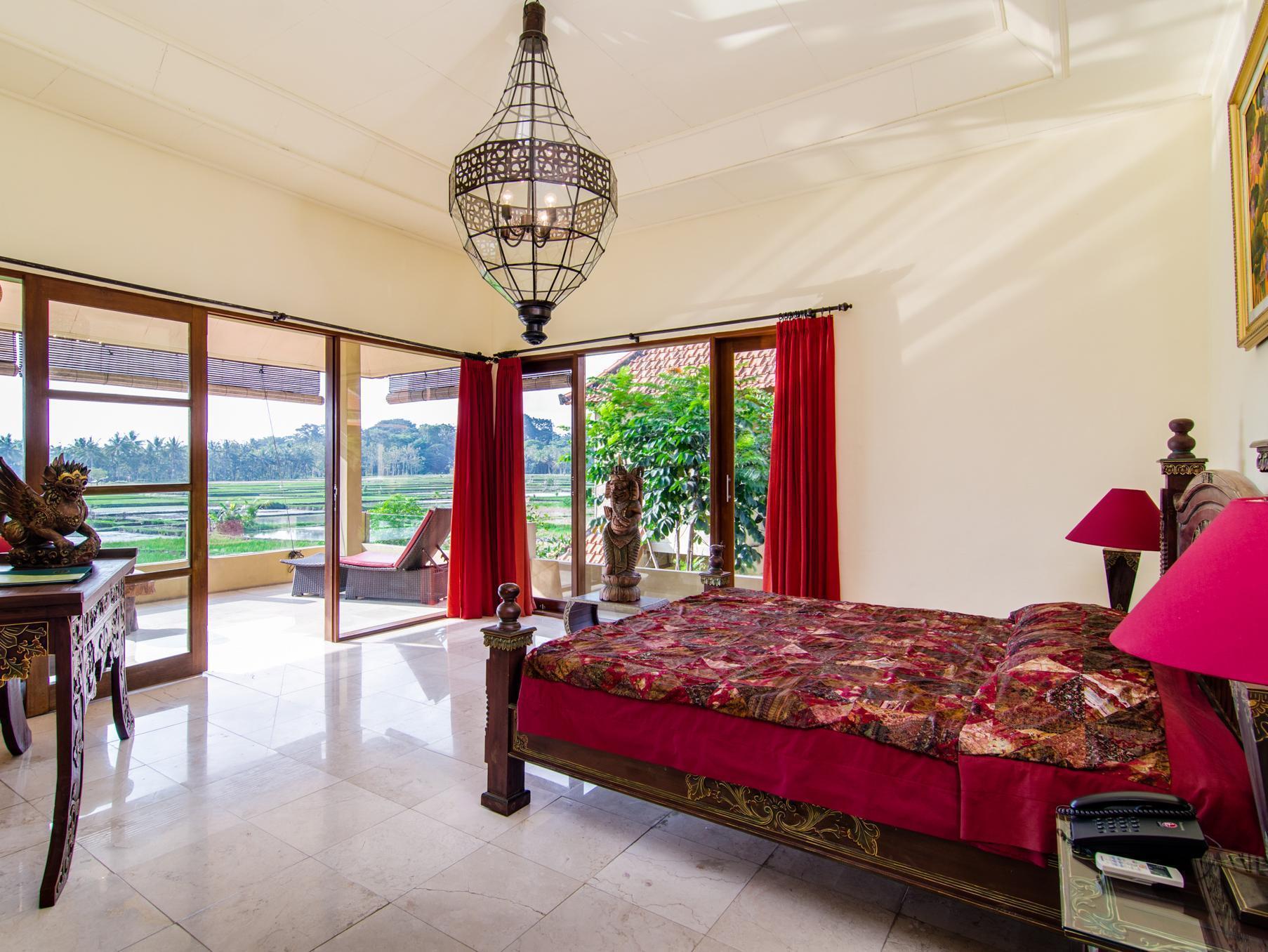 Hotel Field And Restaurant 3*